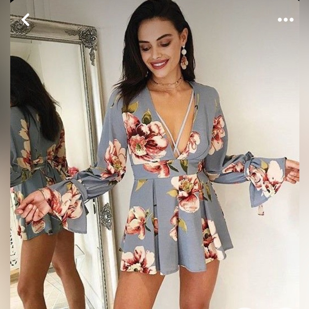 Careless Days playsuit in blue floral